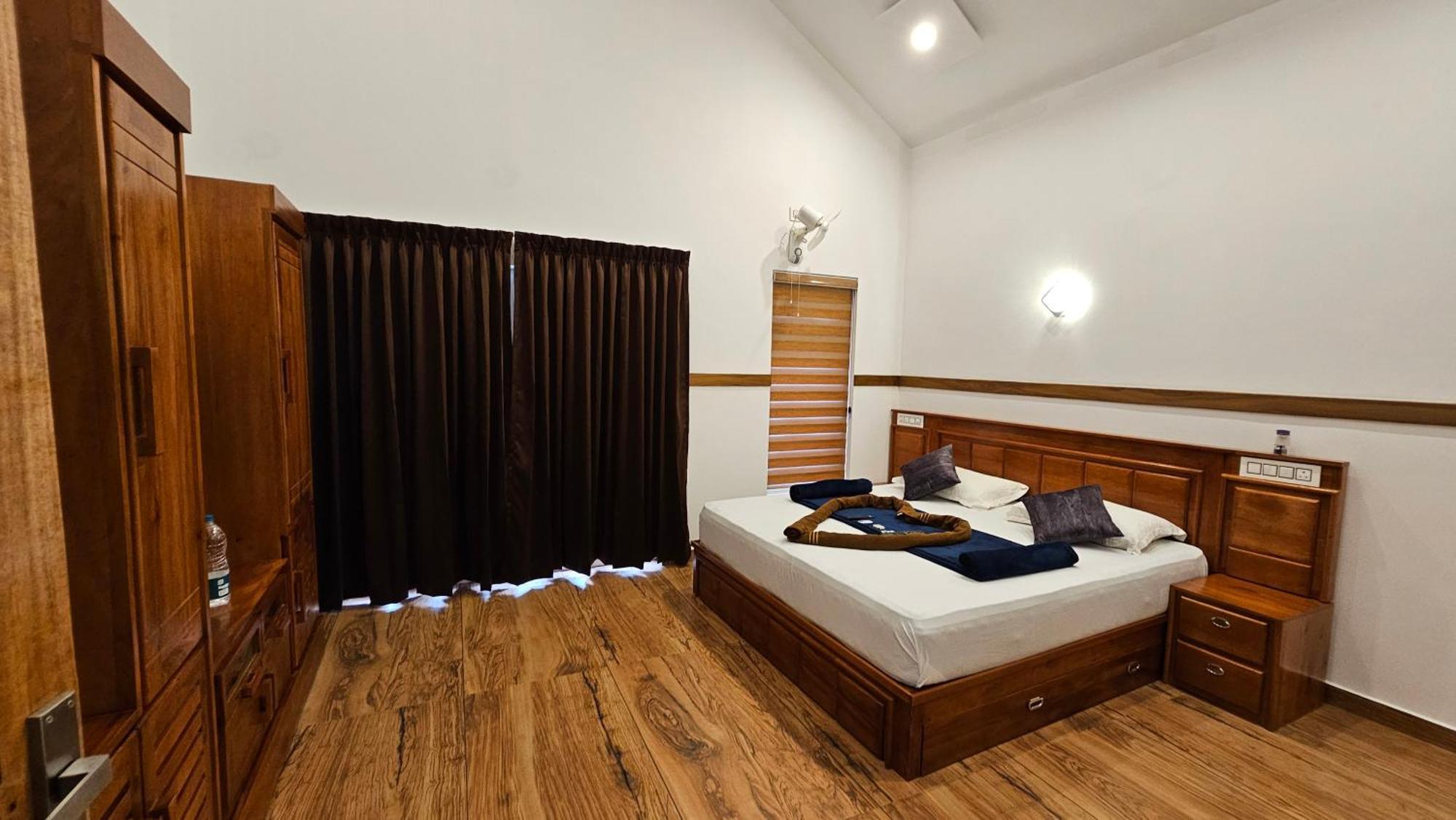 Casta Wild Resort Batheri Ngoại thất bức ảnh